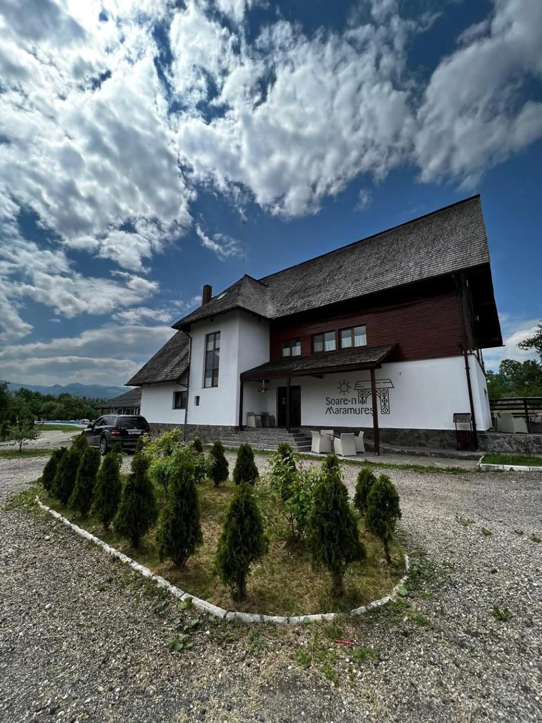 Soare-N Maramures Budfalva Kültér fotó