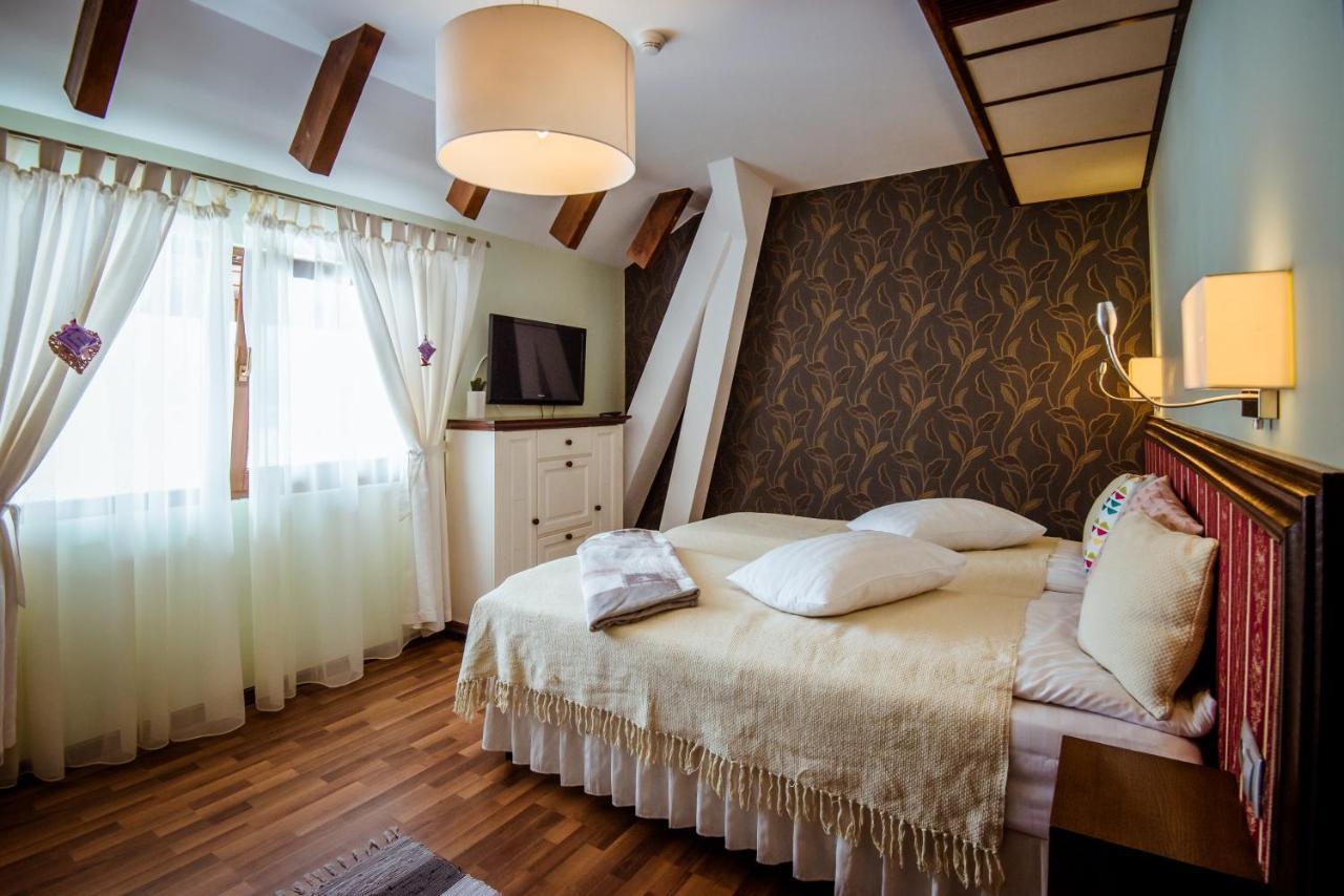 Soare-N Maramures Budfalva Kültér fotó