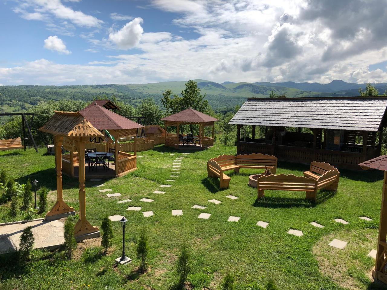 Soare-N Maramures Budfalva Kültér fotó